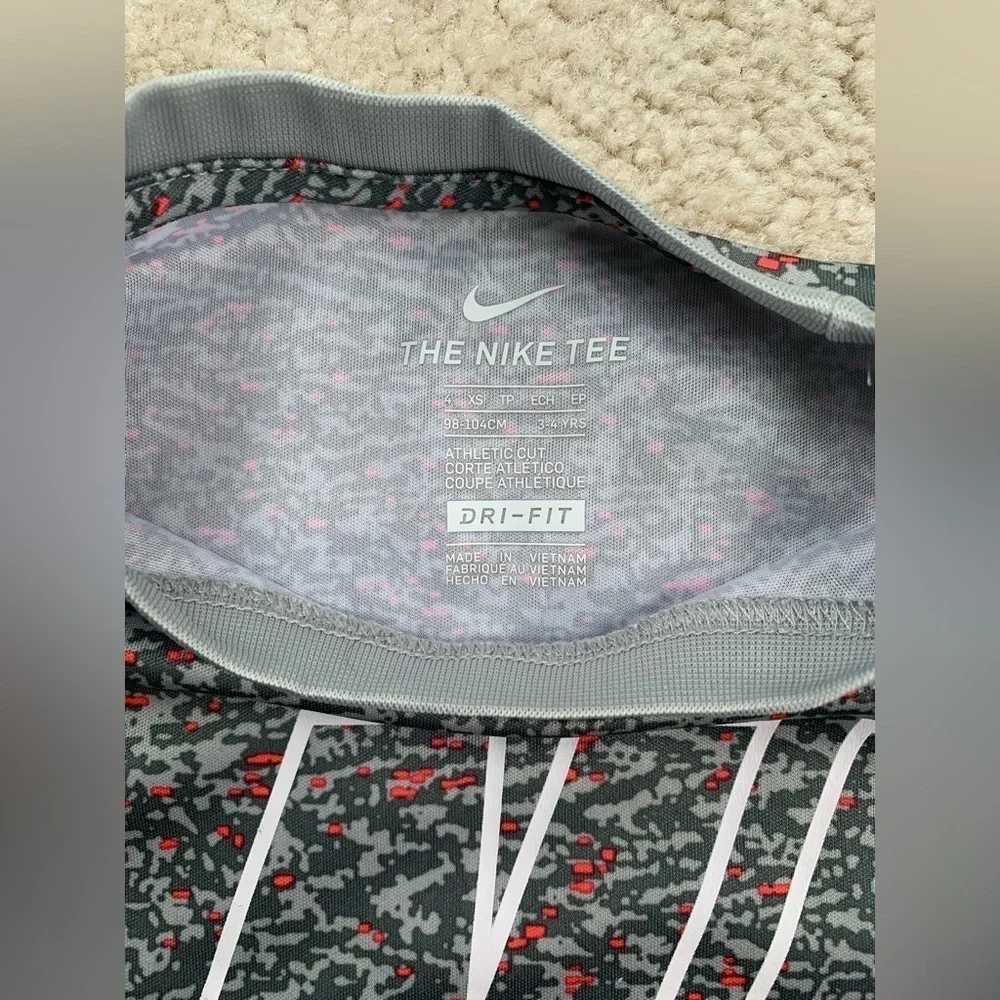 Nike Size 4 Grey Speckled Dri-Fit Logo Tee